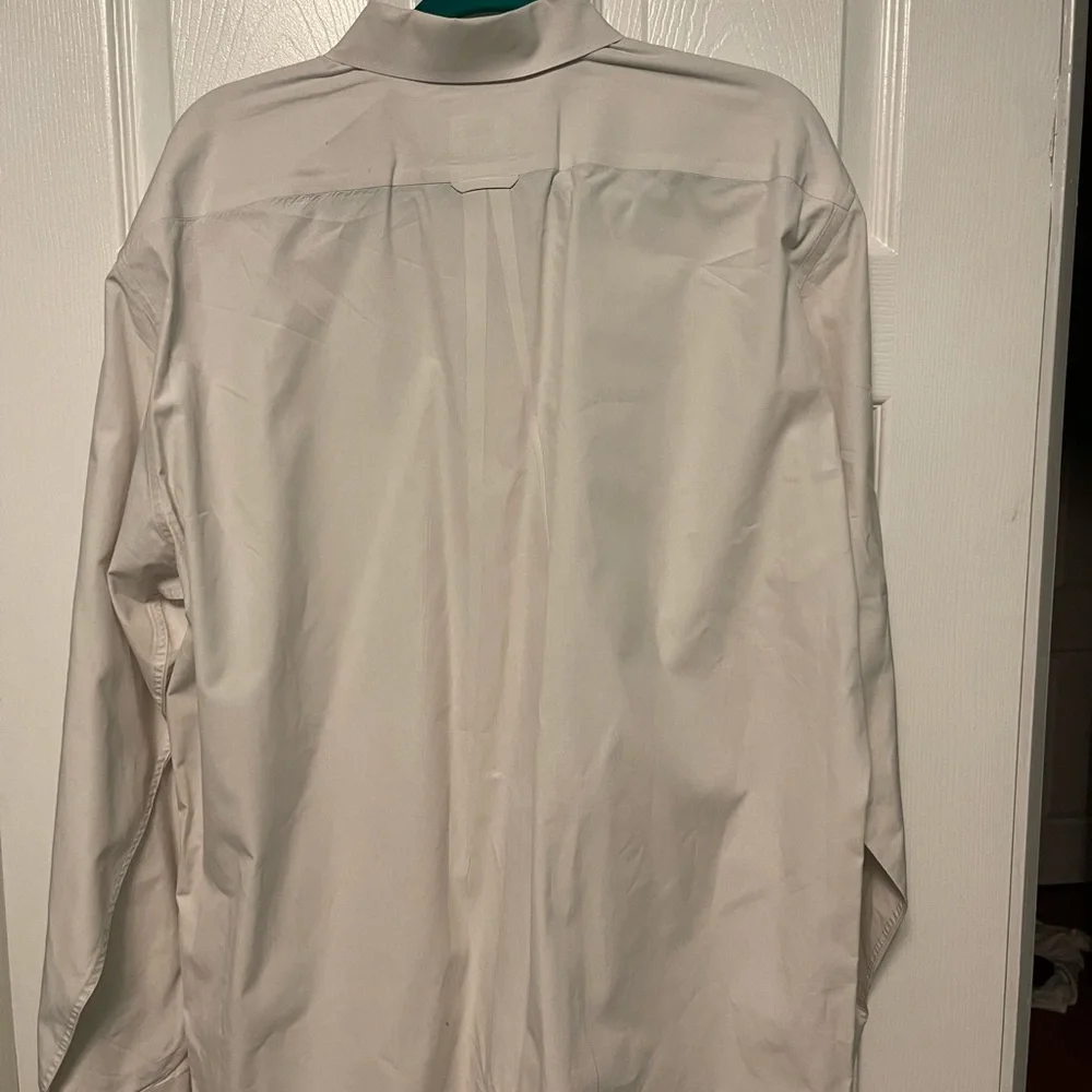 Lacoste button down - Picture 2 of 3